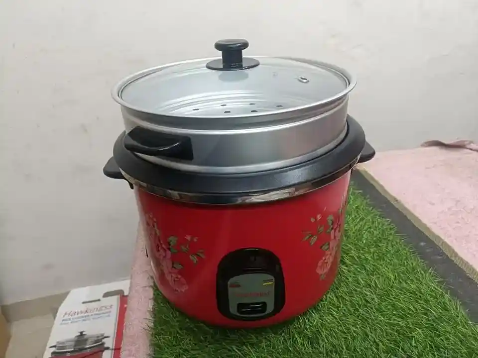 2.8 Liter Hawkins Rice Cooker
